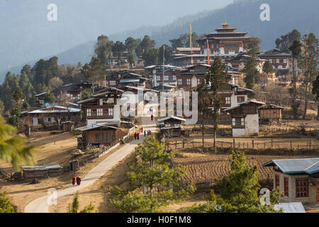 Land-Kloster, Phobjikha Tal, Bhutan Stockfoto