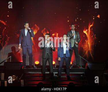 MIAMI BEACH, FL - 20. SEPTEMBER: David Miller, Carlos Marin, Urs Bühler und Sebastien Izambard von Il Divo führen an das Fillmore am 20. September 2016 in Miami Beach, Florida. Bildnachweis: mpi04/MediaPunch Stockfoto