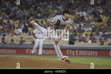 Los Angeles, Kalifornien, USA. 21. September 2016. Matt Moore der San Francisco Giants Stellplätze das Spiel gegen die Los Angeles Dodgers im Dodger Stadium in Los Angeles, California.ARMANDO ARORIZO Credit am 21. September 2016: Armando Arorizo/Prensa Internacional/ZUMA Draht/Alamy Live News Stockfoto