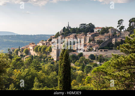 Hilltop Village Bonnieux, Luberon, Provence, Frankreich Stockfoto