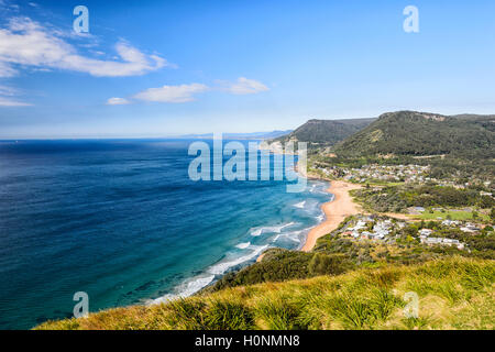 Malerischer Blick auf Stanwell Park von Bald Hill Lookout, South Coast, New South Wales, NSW, Australien Stockfoto