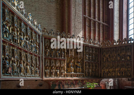 Altarbild von 1430 geschnitzt, St. Nikolai Kirche, Wismar, Mecklenburg-Vorpommern, Deutschland Stockfoto