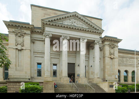 Deutschland, Nordrhein-Westfalen, Wuppertal-Barmen, Geschwister-Scholl-Platz, Barmer Volkskraft (Haus der Jugend), Stockfoto