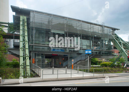 Deutschland, Nordrhein-Westfalen, Wuppertal, betrieblich Westende der Wuppertaler Schwebebahn Stockfoto