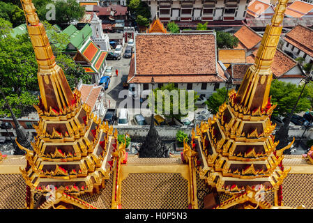 Erhöhte Ansicht des Wat Ratchanatdaram, Bangkok, Thailand Stockfoto