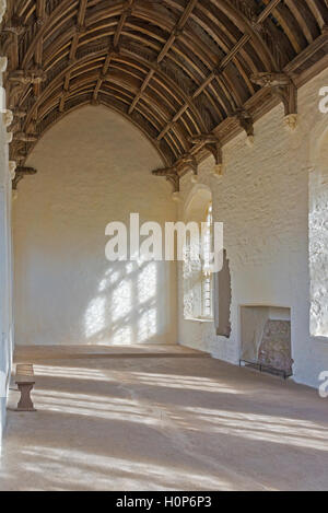 Die prächtige ehemalige Speisesaal mit seinem geschnitzten Eiche Dach Cleeve Abbey in der Nähe von Washford in Somerset. Stockfoto