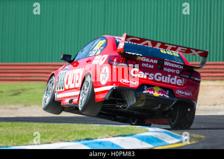 MELBOURNE/Australien - 17. September 2016: Supersportwagen im Zeittraining für das Sandown 500 "Retro" Endurance Rennen in Sandown Stockfoto