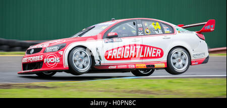 MELBOURNE/Australien - 17. September 2016: Supersportwagen Carrera 20 - Sandown 500 "Retro" Langstreckenrennen in Sandown Raceway. Stockfoto