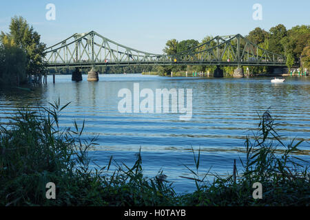 Deutschland, Potsdam-Berlin-Grenze, Glienicker Brücke Stockfoto