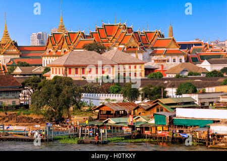 Wat Pho Tempel, Ansicht von Arun Tempel in Bangkok Stockfoto