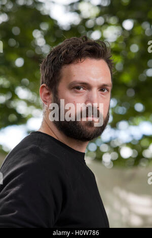 Dominic Hinde, der Journalist und Schriftsteller, an das Edinburgh International Book Festival. Edinburgh, Schottland. 15. August 2016 Stockfoto