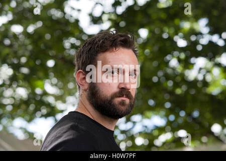 Dominic Hinde, der Journalist und Schriftsteller, an das Edinburgh International Book Festival. Edinburgh, Schottland. 15. August 2016 Stockfoto