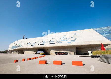 Außenansicht des Phaeno Science Center in Wolfsburg, Deutschland, Architektin Zaha Hadid Stockfoto