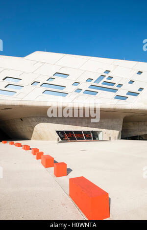 Außenansicht des Phaeno Science Center in Wolfsburg, Deutschland, Architektin Zaha Hadid Stockfoto
