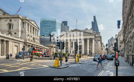 Großbritannien, England, der Londoner Bank Kreuzung mit Blick auf die Bank of England und der Royal Exchange Stockfoto