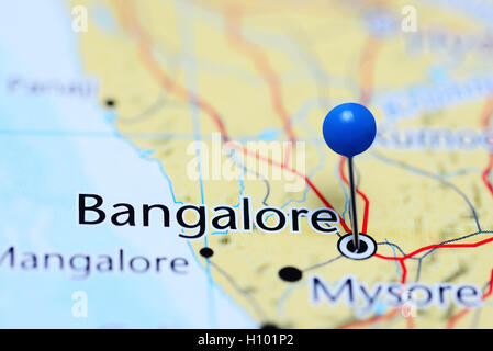 Bangalore, fixiert auf einer Karte von Indien Stockfoto