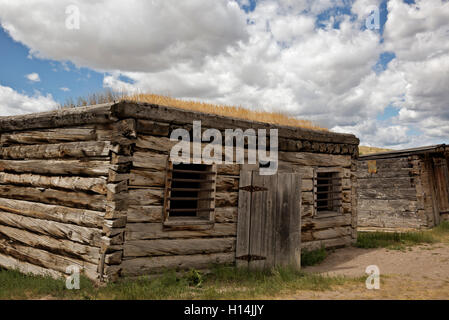 MT00064-00... MONTANA - das alte Gefängnis-Haus in der historischen Geist Stadt Bannack; Bannack State Park. Stockfoto