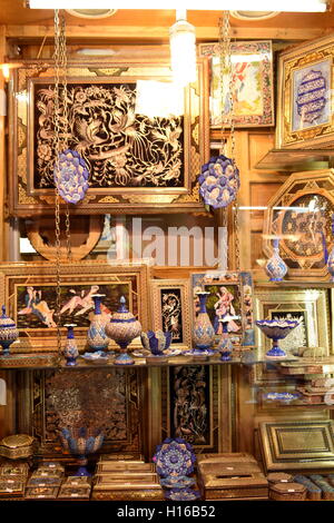 Handarbeit made in Esfahan, Isfahan Basar, Naqsh-e Jahan Quadrat, Isfahan, Iran Stockfoto