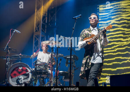 Amerikanische Duo zwanzig einen Piloten führen Sie auf der Bühne beim Reading Festival 2016, Reading UK. © Alberto Pezzali/Alamy Stockfoto