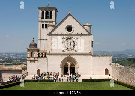 Basilika des Heiligen Franziskus von Assisi, Kirche, Assisi, Umbrien, Italien Basilika Stockfoto