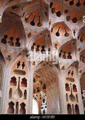 Ali Qapu Palast Innenarchitektur in Isfahan, Iran Stockfoto