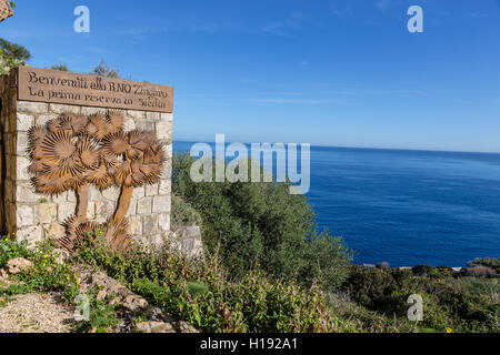 Der Haupteingang in das Naturreservat Zingaro in der Provinz von Trapani, Sizilien Stockfoto