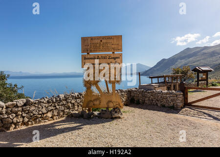 Der Haupteingang in das Naturreservat Zingaro in der Provinz von Trapani, Sizilien Stockfoto