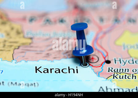 Fixiert auf einer Karte von Pakistan Karachi Stockfoto