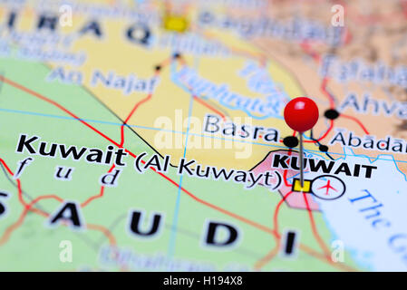 Kuwait, fixiert auf einer Karte von Asien Stockfoto