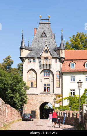 MEIßEN, Deutschland - 24 AUGUST: Touristen auf den Turm des Schlosses Albrechtsburg in Meißen, Deutschland am 24. August. Stockfoto