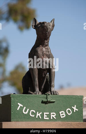 Der Hund auf die Tuckerbox ist eine australische historische Monumente und Sehenswürdigkeiten Attraktion, befindet sich in der Nähe von Gundagai NSW Australia Stockfoto