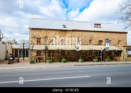 Adelaide, Australien - 13. August 2016: Old Mill Hotel in der Stadt Hahndorf, Adelaide Hills Bereich, South Australia. Stockfoto