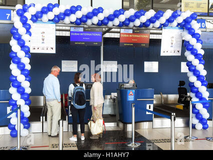 Mosnov, Tschechische Republik. 23. Sep, 2016. SmartWings lanciert Direktflüge nach Dubai in Vereinigte Arabische Emirate am Mosnov Airport, Tschechische Republik, 23. September 2016. © Jaroslav Ozana/CTK Foto/Alamy Live-Nachrichten Stockfoto