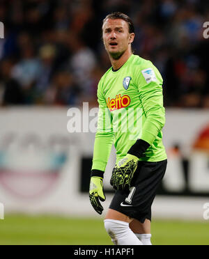 Bochum, Deutschland. 23. Sep, 2016. 2. Bundesliga, Saison 2016/2017, Spieltag 7, Bochum, VfL Bochum 1848 - VFB Stuttgart: Torwart Manuel Riemann (Bochum). Bildnachweis: Jürgen Schwarz/Alamy Live-Nachrichten Stockfoto