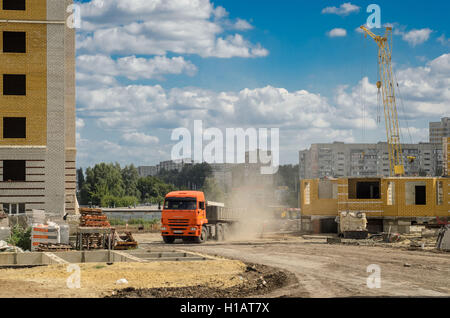 Tambow, Tambow, Russland. 23. Sep, 2016. Aufbau der neuen Häuser in Tambov (Russland). Foto 10. August 2016 © Aleksei Sukhorukov/ZUMA Draht/Alamy Live News Stockfoto