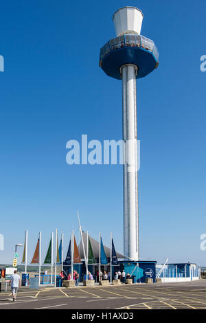 Der Jurassic Skyline Aussichtsturm mit Aussichtsplattform in voller Höhe auf dem Pier. Weymouth, Dorset, England, Vereinigtes Königreich, Großbritannien Stockfoto