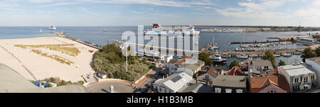 Warnemünde, Mecklenburg-West Pomerania, Deutschland - Stena Line Fähre an der Mündung des Flusses Warnow Stockfoto