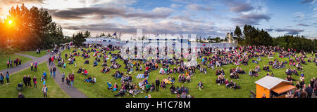 Independence Day Feier in Kopavogur, einem Vorort von Reykjavík, Island. Dieses Bild aufgenommen wurde mit einer Drohne. Stockfoto