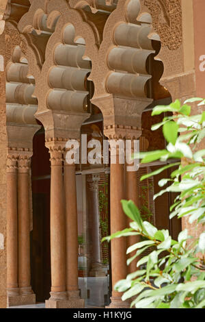 La Aljaferia, Santa Isabel Hof, Zaragoza, Aljaferia Palast. Cortes de Aragon, autonome Parlament, Saragossa, Aragon, Spanien. Stockfoto