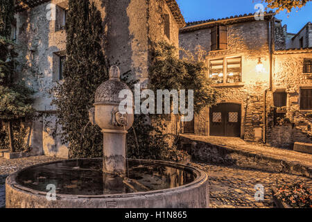 Brunnen in römische Stadt Vaison la Romaine, Provence, Provence-Alpes-Côte d ' Azur, Vaucluse, Frankreich Stockfoto