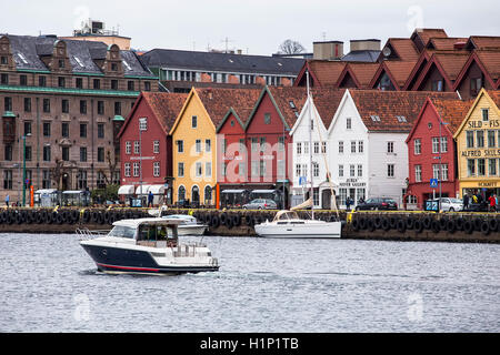 Altstadt Bryggen in Bergen, Norwegen. Ein Tor zu Norwegens Fjorden Stockfoto