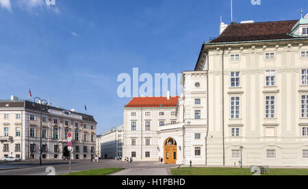 Hofburg Palace - Leopold Wing (R), der Sitz des Präsidenten von Österreich, Wien, Österreich, Europa Stockfoto