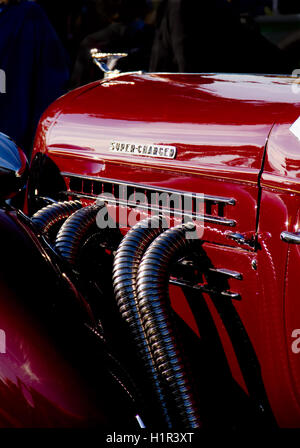Externen Abgasleitungen von Auburn 851 Speedster 1935 Stockfoto