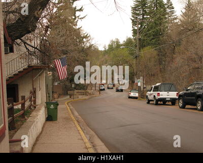 US-Flagge auf der Ruxton Avenue, Manitou Springs, Colorado Stockfoto