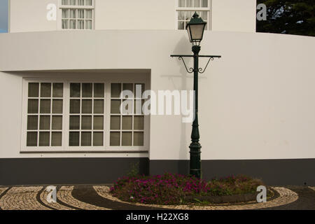 Europa, PORTUGAL, Azoren, Graciosa Insel, Santa Cruz de Graciosa, alte altmodische Laternenpfahl Stockfoto