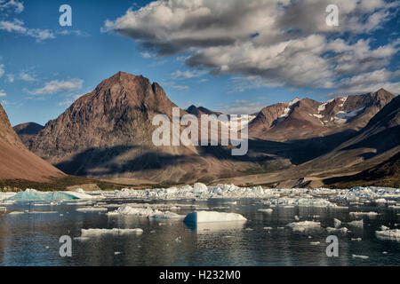 Europa, Grönland, Kujalleq Gemeinde Narsarsuaq (Bedeutung: großen Plan, alte Schreibweise: Narssarssuaq), Qoroq Ice Fjord Stockfoto