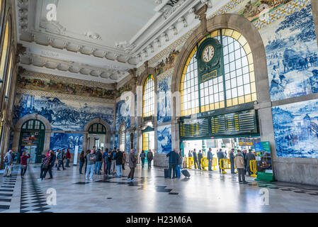 São Bento Bahnhof, concourse, Porto, Porto District, Portugal Stockfoto