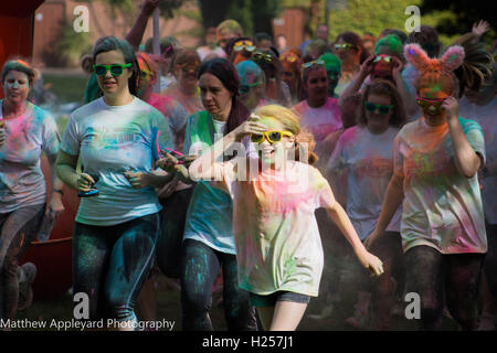 Hull, UK. 25. September 2016. Dove House Farbe ausgeführt, Credit: Matthew Appleyard/Alamy Live-Nachrichten Stockfoto