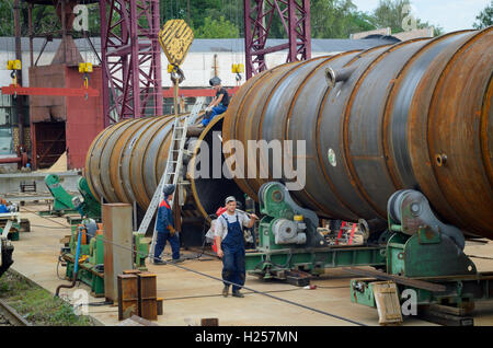 Tambow, Tambow, Russland. 23. Sep, 2016. Der Produktionsstandort der JSC '' ZAVKOM'' (Tambov, Russland). 31. August 2016 Foto © Aleksei Sukhorukov/ZUMA Draht/Alamy Live News Stockfoto