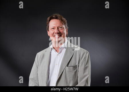 Donald Sturrock, der Biograph von Roald Dahl, auf dem Edinburgh International Book Festival. Edinburgh, Schottland. 19. August 2016 Stockfoto